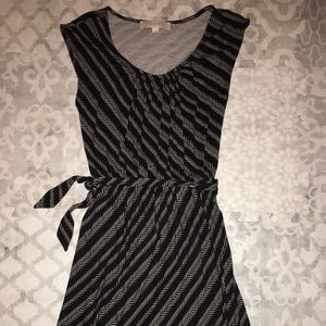 LOFT Dress XS Black & White w/ fabric belt